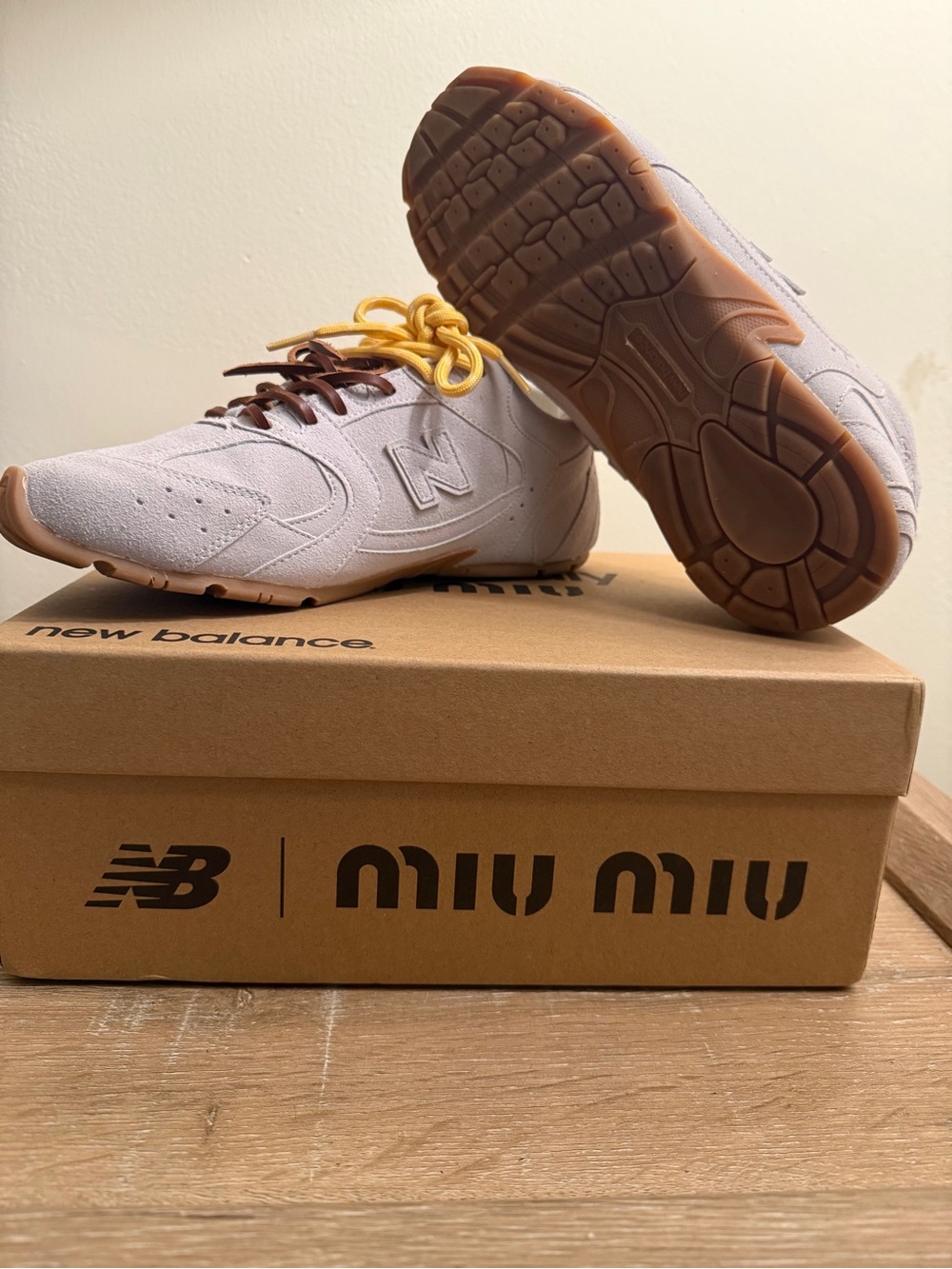 New Balance X Miu Miu Cream Suede Sneakers - Picture 4 of 6